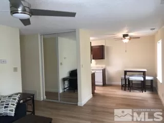 Photo #4: 240003730 Listing