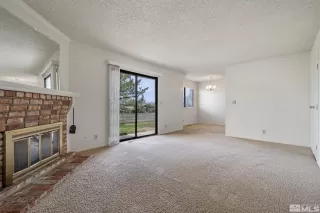 Photo #6: 240003818 Listing