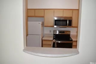Photo #4: 240003872 Listing 