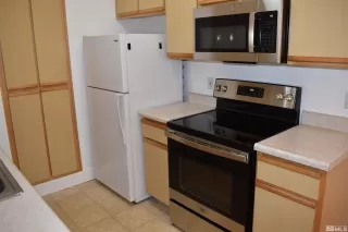 Photo #6: 240003872 Listing 