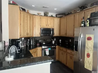 Photo #6: 240003890 Listing 