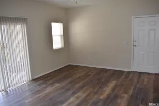 Photo #3: 240003979 Listing