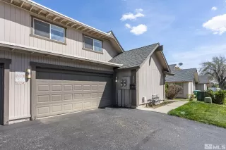 Photo #2: 240004068 Listing