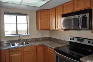 Photo #6: 240004179 Listing 