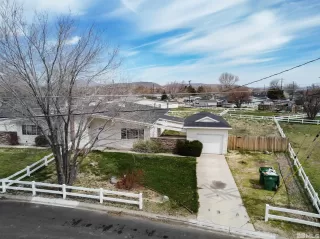 Photo #2: 240004277 Listing