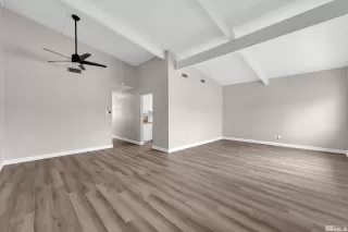 Photo #4: 240004277 Listing