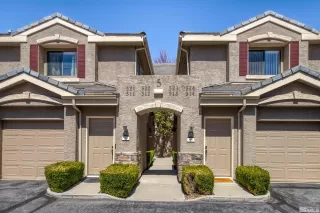 Photo #2: 240004292 Listing 