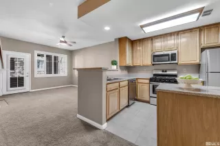 Photo #6: 240004292 Listing 