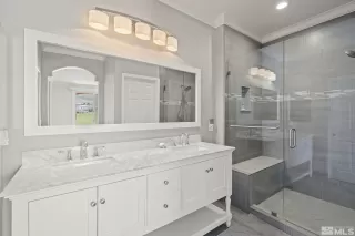 Photo #3: 240004356 Listing 