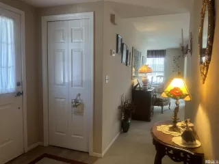 Photo #2: 240004371 Listing 