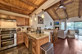 Photo #1: 240004377 Listing