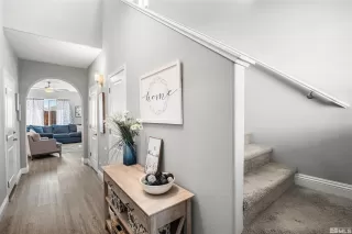 Photo #5: 240004421 Listing