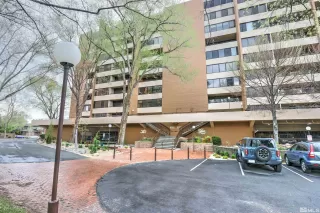 Photo #1: 240004524 Listing 