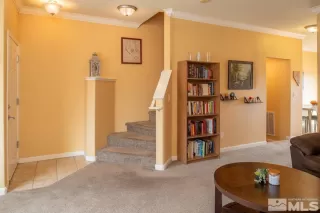 Photo #5: 240004550 Listing