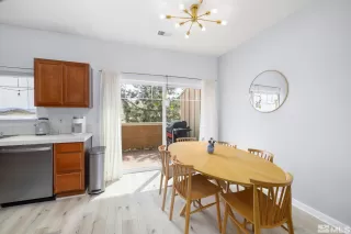 Photo #4: 240004616 Listing 