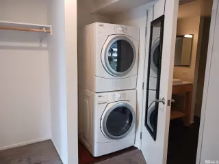 Photo #6: 240004655 Listing 