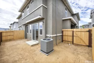 Photo #4: 240004691 Listing 