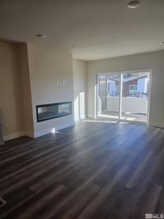 Photo #5: 240004719 Listing