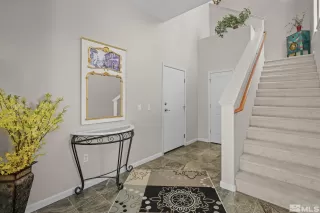 Photo #2: 240004725 Listing