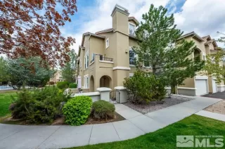 Photo #4: 240004765 Listing 