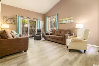 Photo #6: 240004819 Listing