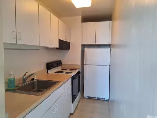 Photo #4: 240004840 Listing 