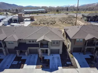 Photo #2: 240004845 Listing