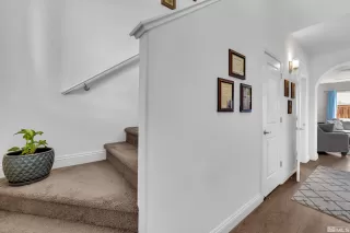 Photo #3: 240004845 Listing