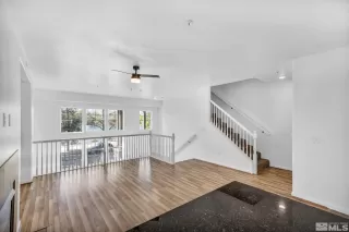 Photo #4: 240004907 Listing