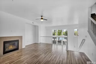 Photo #5: 240004907 Listing