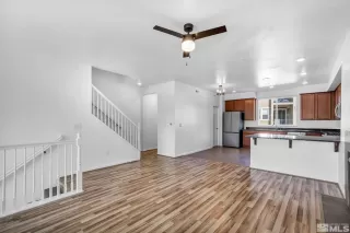 Photo #6: 240004907 Listing