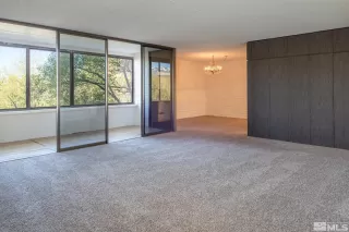 Photo #2: 240004917 Listing 