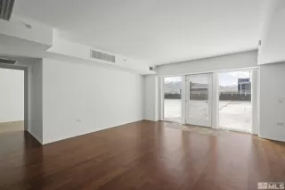 Photo #5: 240005022 Listing 