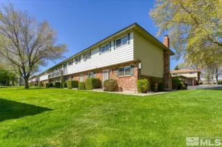 Photo #2: 240005035 Listing