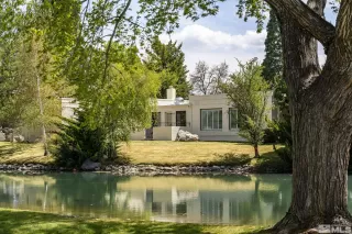 Photo #1: 240005058 Listing 