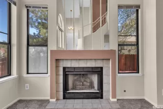 Photo #5: 240005075 Listing 