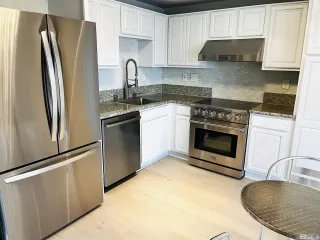 Photo #1: 240005133 Listing 