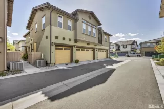 Photo #1: 240005415 Listing