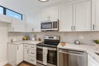 Photo #1: 240005535 Listing