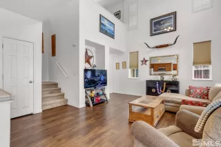 Photo #5: 240005564 Listing