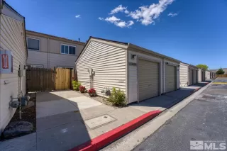 Photo #1: 240005592 Listing 