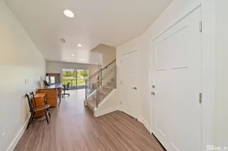 Photo #6: 240005620 Listing 