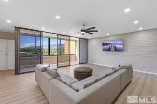 Photo #6: 240005715 Listing 