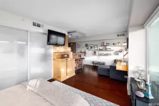 Photo #5: 240005741 Listing 