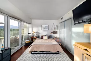 Photo #6: 240005741 Listing 