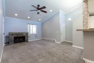 Photo #5: 240005794 Listing 