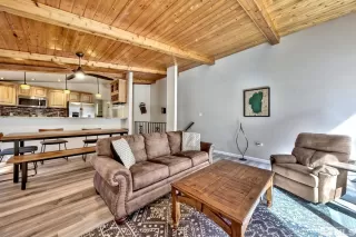 Photo #5: 240005869 Listing