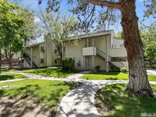 Photo #3: 240005960 Listing