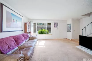 Photo #6: 240006073 Listing