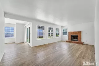 Photo #3: 240006203 Listing 